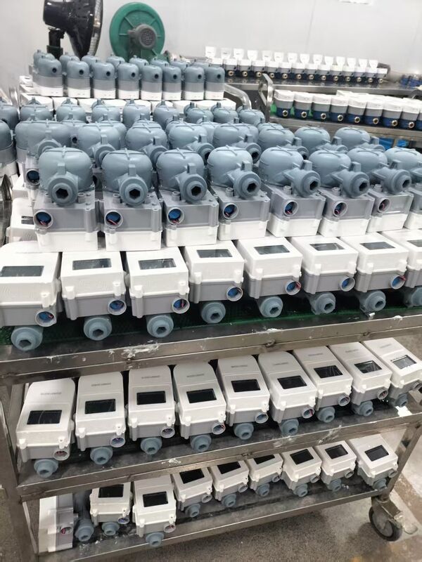 Đồng hồ nước thông minh trả trước bằng thẻ IC DN15-DN300, Chống nước IP68, Chứng nhận MID Lớp B ISO4064, Thân đồng/Nylon/Thép không gỉ, Phần mềm quản lý miễn phí